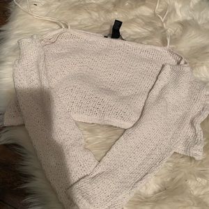 Off shoulder long sleeve crop top